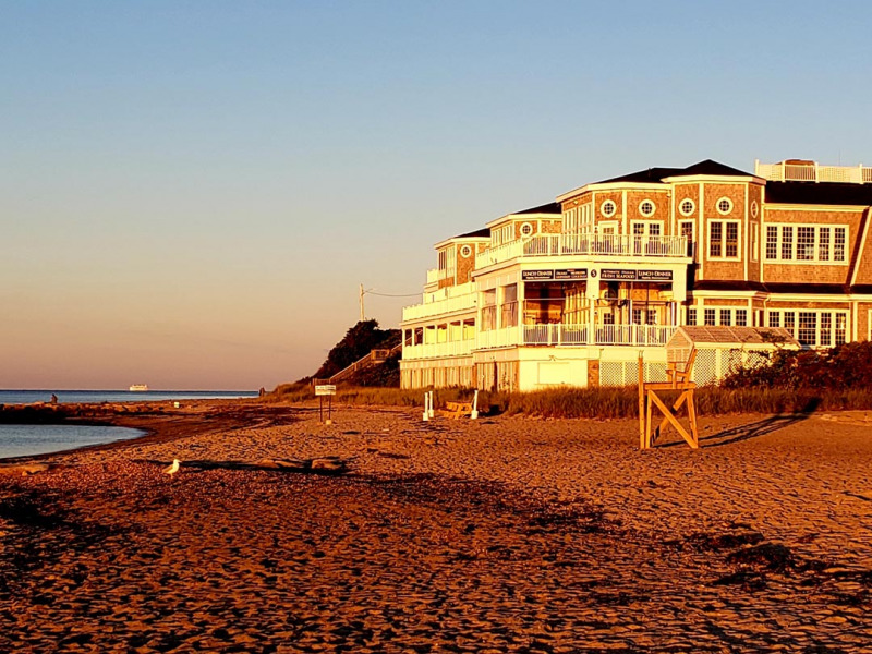 PHOTOS: Falmouth Heights Beach - CapeCod.com