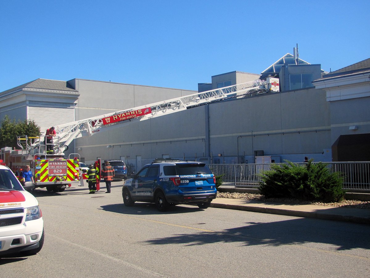 Hyannis firefighters called to Cape Cod Mall after smoke reported in